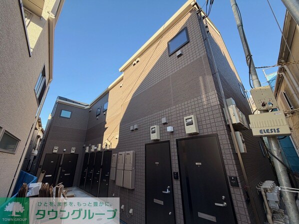 マウ東高円寺の物件外観写真